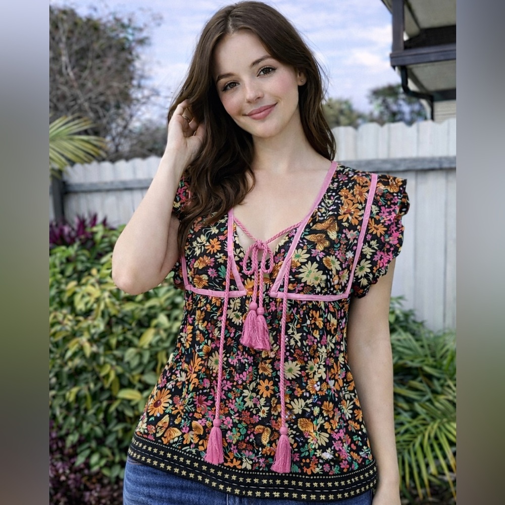 HER Destiny - NWT Womans Bohemian Black & Pink Floral Blouse Medium